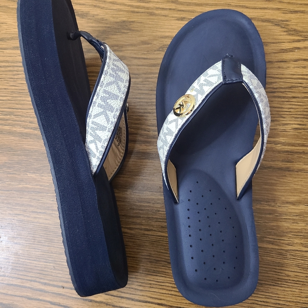 Michael kors slippers